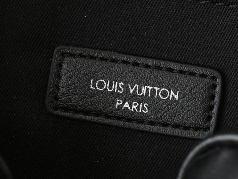 【AT13922】ルイ・ヴィトンLV黒牛革ハンドバッグ パール飾りリベット装飾付き | Louis Vuitton Malletier