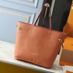 【AT13929】ルイ・ヴィトン Nevafuru キャンバストートバッグ - 実用性と贅沢の完璧なバランスを体現 | Louis Vuitton