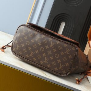 【AT13929】ルイ・ヴィトン Nevafuru キャンバストートバッグ - 実用性と贅沢の完璧なバランスを体現 | Louis Vuitton