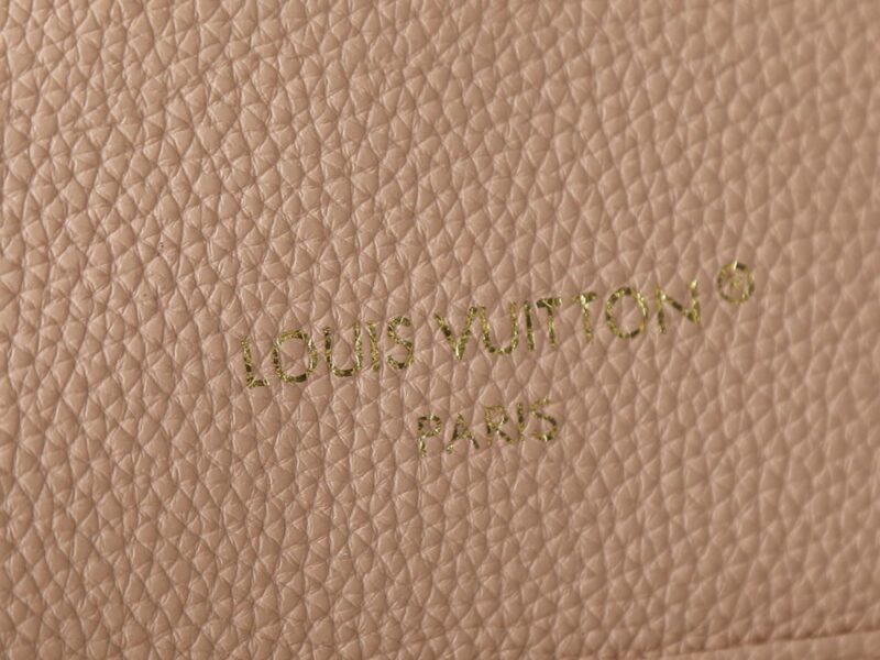 【AT13935】ルイ・ヴィトンのDamier Azur Neverfullハンドバッグ - 軽やかでエレガントなデザイン | Louis Vuitton