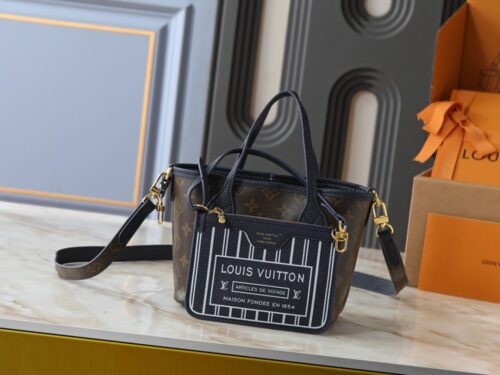 【AT13936】ルイヴィトンNeverfull Damier Azur - 軽やかな質感と華やかな高級感を兼ね備えたショルダーバッグ | Louis Vuitton Malletier