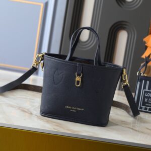 【AT13936】ルイヴィトンNeverfull Damier Azur - 軽やかな質感と華やかな高級感を兼ね備えたショルダーバッグ | Louis Vuitton Malletier