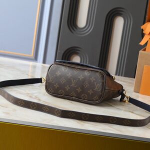 【AT13936】ルイヴィトンNeverfull Damier Azur - 軽やかな質感と華やかな高級感を兼ね備えたショルダーバッグ | Louis Vuitton Malletier