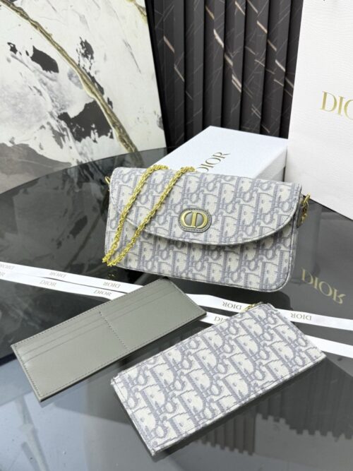 【AT13937】高級Diorディオールショルダーバッグ - エレガンスとファッションの融合 | Christian Dior
