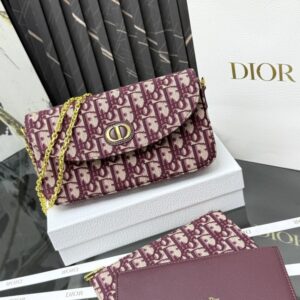 【AT13940】ディオールDior秋冬2025斜め掛けバッグ 豊かな高級感を体験 | Dior Paris