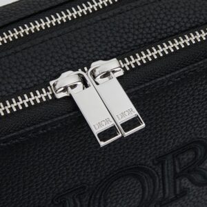 【AT13941】ディオールのクラシックシリーズ レトロデザイン カメラバッグ 黒 牛革素材 | Dior