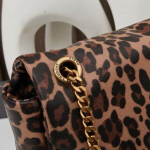 【AT13943】YSLの豹柄チェーンバッグ - 野性とエレガンスの融合 | Yves Saint Laurent