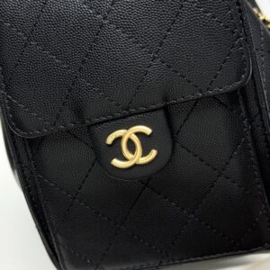 【AT13948】プラダ（Prada）風 ダイヤ柄牛革アクセサリーバッグ、ヴィンテージなゴールドチェーン付き | Chanel