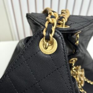 【AT13948】プラダ（Prada）風 ダイヤ柄牛革アクセサリーバッグ、ヴィンテージなゴールドチェーン付き | Chanel