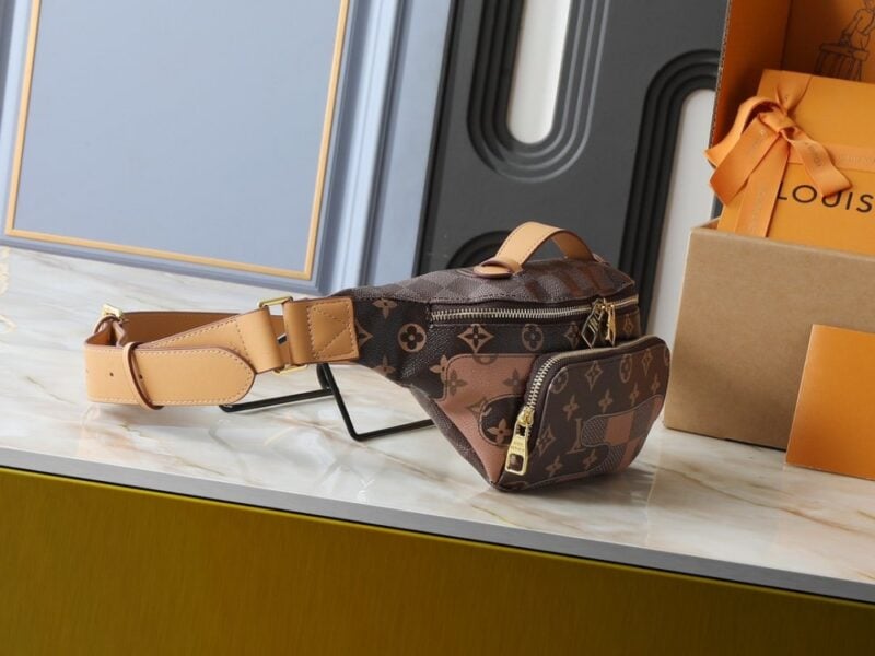【AT13955】ルイ・ヴィトン ラッシュ ウエストバッグ LVウエストポーチ ブラウン柄 豪華ファッションデザイン | Louis Vuitton
