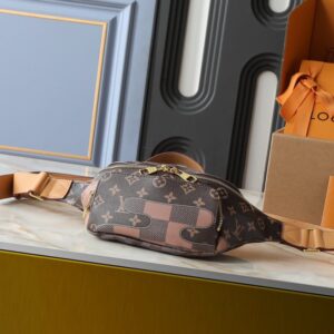【AT13955】ルイ・ヴィトン ラッシュ ウエストバッグ LVウエストポーチ ブラウン柄 豪華ファッションデザイン | Louis Vuitton