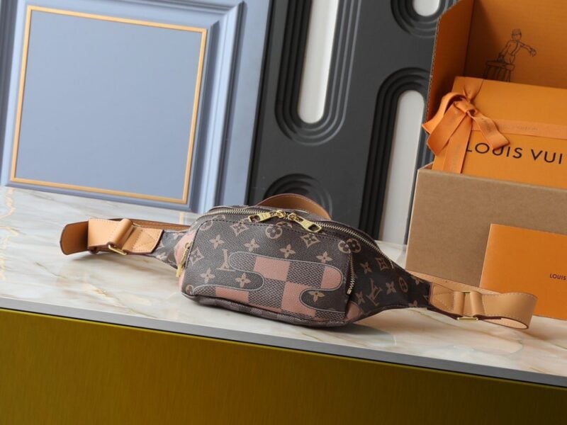 【AT13955】ルイ・ヴィトン ラッシュ ウエストバッグ LVウエストポーチ ブラウン柄 豪華ファッションデザイン | Louis Vuitton