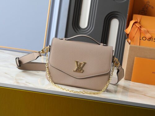 【AT13956】プラダ Prada レザーハンドバッグ ゴージャスなデザインと実用性 ハイエンドファッション女性向け | Louis Vuitton