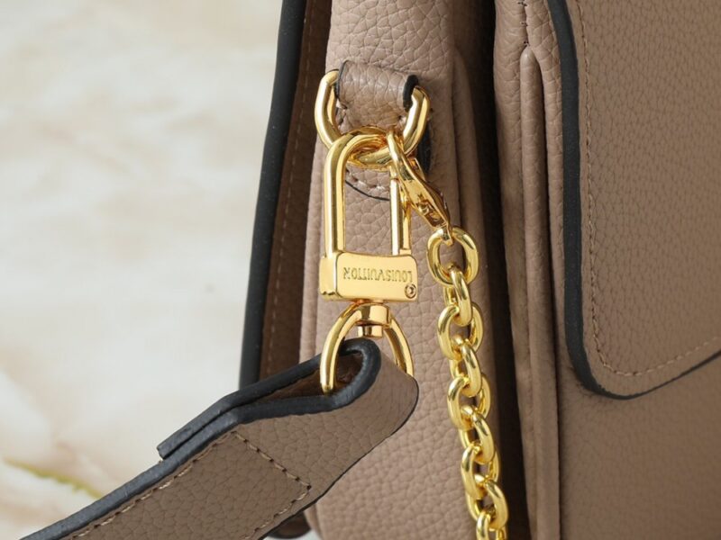 【AT13956】プラダ Prada レザーハンドバッグ ゴージャスなデザインと実用性 ハイエンドファッション女性向け | Louis Vuitton