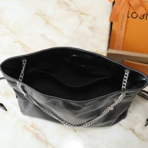 【AT13959】LV VibeシリーズのOff Duty中サイズのハンドバッグ - 黒の革とLV Circleロゴ - 光沢と上質な羊皮革の組み合わせ | Louis Vuitton