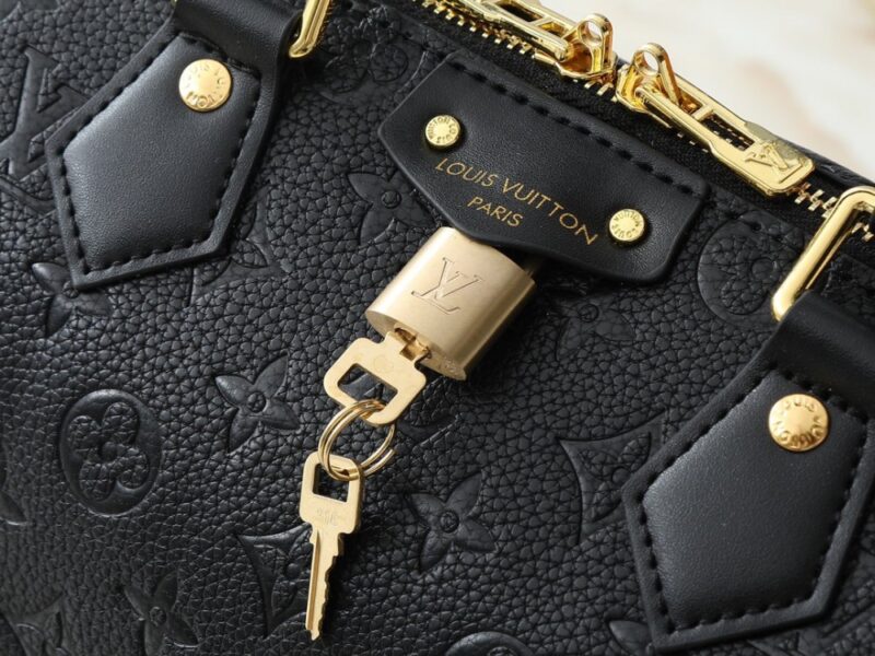 【AT13960】ルイ・ヴィトン Speedyモノグラムエンボス加工キャンバスバッグ | ファッションアクセサリー | Louis Vuitton Paris