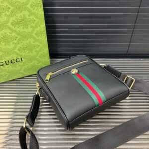 【AT14117】グッチ/Gucci クラシックな上質牛革ショルダーバッグ - 高級感とファッションセンスの融合 | Gucci