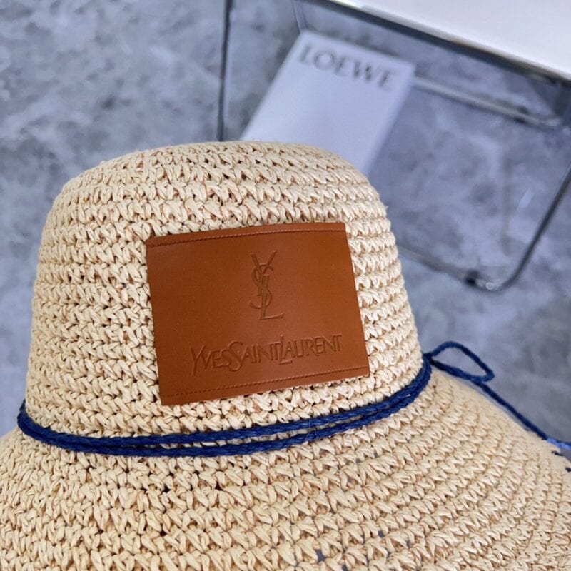 【AT1600】【YSLサンローラン】2024新作、シャネル風蝶ネクタイ付き編み度休暇風バケットハット、街や旅行にぴったりの一品