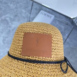 【AT1601】💛防塵バッグが付属しています。【YSLイヴ・サンローラン】2024年新作のシャネル風蝶々結び密織りリゾートハット、街や旅行に最適なアイテム。