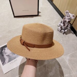 【AT1606】CELINEの2024年の新しいレトロなベルト付き帽子、帽子、ペレット型のストローハットには防塵袋が付属しています。外出時に必携で、とてもよく合います。早めに手に入れてください！