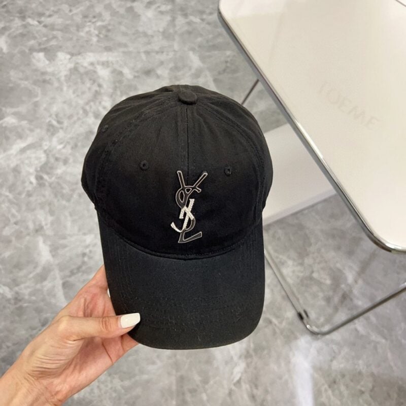 【AT1617】【YSLサンローラン】2024新作の金属製ワークキャップ🧢男女兼用～デイリーカジュアルに最適💛防塵袋付き。