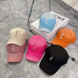 【AT1617】【YSLサンローラン】2024新作の金属製ワークキャップ🧢男女兼用～デイリーカジュアルに最適💛防塵袋付き。