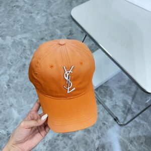 【AT1619】💛防塵バッグ付き。【YSLイヴ・サンローラン】2024年新作ヘビーデューティーメタル製野球帽🧢男女兼用 ～オールマッチの日常