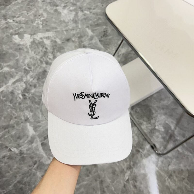 【AT1625】 YSLサンローラン2024新作刺繍入り専用キャップ、男女兼用～コーディネートに日常使いに最適💛防塵袋付き。
