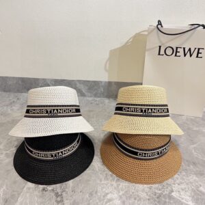 【AT1630】💛【DIORディオール】2024年の新作ブランド編み帽子ストローハット。夏のビーチでのおすすめ！新素材で編まれた质感満点💯