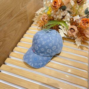 【AT1650】LVの新しい刺繍アルファベットベースボールキャップ、クラシックなヴィンテージアルファベット、決して古くならないファッション、インスタグラムのおしゃれなアカウント主がスタイリングの一部🤪