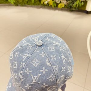【AT1650】LVの新しい刺繍アルファベットベースボールキャップ、クラシックなヴィンテージアルファベット、決して古くならないファッション、インスタグラムのおしゃれなアカウント主がスタイリングの一部🤪