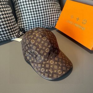 【AT1661】ボックスと布袋のセット、LV（ルイ・ヴィトン）の新作オリジナル野球帽、七色の刺繍、帆布と上質な牛革素材、純綿の裏地、軽くて通気性のある！クオリティーは素晴らしいです、ベースの頭囲は56センチ、ベルクロで調整可能です。