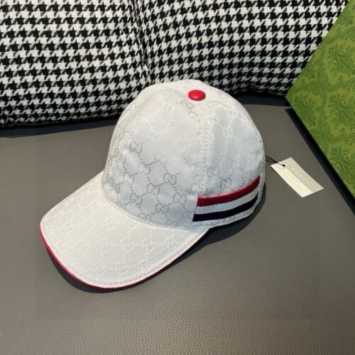 【AT1666】ボックス付きの布製袋、Gucci（グッチ）の新作オリジナル野球帽、3色のストラップ、キャンバス生地+最上級牛革製、赤いレザーの縁がカッコ良く、おしゃれなデザイン、人気の代購品、男女共用の万能アイテム、品質は抜群！基本的なサイズは56で、パッチで調節可能です。