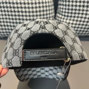 【AT1675】ボックス入りの布袋とBalenciaga（バレンシアガ）の新しい野球帽、キャンバス生地+最上級牛革、純綿裏地、軽く通気性が良い、シンプルで上品！基本的な頭囲56、パッチで調節可能、男女兼用、四季なくてはならないアイテム！