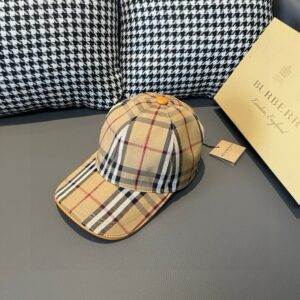 【AT1676】爆発的な商品が再入荷！ボックスと布袋が付いたBurberry（バーバリー）のオリジナル野球帽、店舗で人気の商品、暗い柄のナイト、キャンバス生地、純綿の裏地、軽くて通気性がある。完璧なシルエット、格子状の精度があり、最上位の革で作られた調整バックルが付いています。男女兼用。