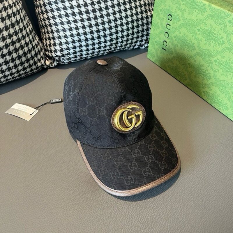 【AT1683】パッケージング用の布袋が付いています。Gucci（グッチ）の新しいモデルのオリジナルキャップ、メタルのダブルG、最新のカウンターデザイン、キャンバス素材+最上級の牛革を使用、工場の品質！質感は最高で、基本的なヘッドサイズは56、ベルクロで調節可能です。