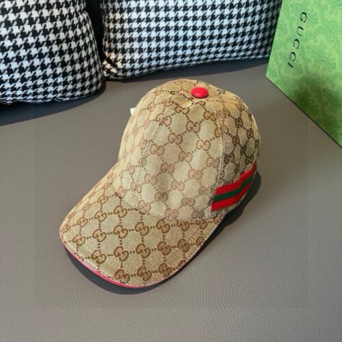 【AT1688】箱入れ布袋付き、Gucci（グッチ）の新作オリジナルベースボールキャップ、3色ストラップ、キャンバス生地+最上級牛革、赤いレザーランドで格好良く、人気の代行商品、男女兼用の万能アイテム、質が素晴らしい！基本の頭囲56、パッチ調節可能。