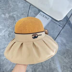 【AT1694】💛防塵バッグ付き【CHANELシャネル】2024年の新作ブラックジェリーウィーブ漁帽、大きなつばでとてもアクセントが効いており、目を閉じても手に取りたくなる一品です。