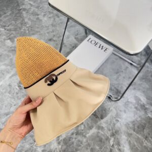 【AT1694】💛防塵バッグ付き【CHANELシャネル】2024年の新作ブラックジェリーウィーブ漁帽、大きなつばでとてもアクセントが効いており、目を閉じても手に取りたくなる一品です。