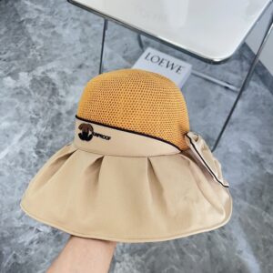 【AT1694】💛防塵バッグ付き【CHANELシャネル】2024年の新作ブラックジェリーウィーブ漁帽、大きなつばでとてもアクセントが効いており、目を閉じても手に取りたくなる一品です。