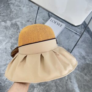 【AT1694】💛防塵バッグ付き【CHANELシャネル】2024年の新作ブラックジェリーウィーブ漁帽、大きなつばでとてもアクセントが効いており、目を閉じても手に取りたくなる一品です。