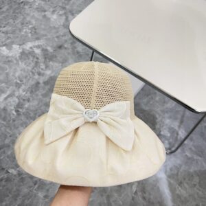 【AT1696】💛防塵袋付き【CHANELシャネル】2024新作 ワイドつば 折りたたみ可能な日よけフィッシャーハット ～ シンプルで洗練された🔅シャネル風の日よけ効果抜群、自由に折りたたんでも形が崩れない