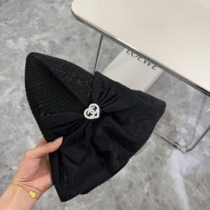 【AT1699】💛チャネルの防塵バッグ付き【2024年モデル】大きなつばの折りたたみ式日よけフィッシャーハット〜シンプルでエレガント🔅小さな香りのする日よけ効果は一級品、自由に折りたたんでも形が崩れません