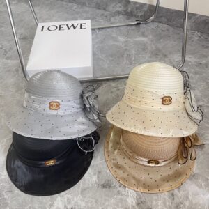 【AT1700】シャネル（Chanel）の2024年の新作オーガンザドット柄のリゾートスタイルのペンハット、ストリートや旅行用の一品。