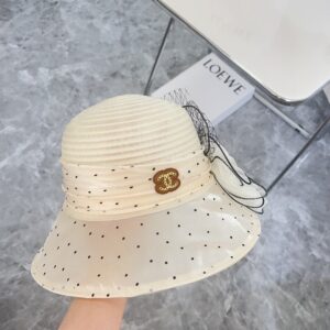 【AT1700】シャネル（Chanel）の2024年の新作オーガンザドット柄のリゾートスタイルのペンハット、ストリートや旅行用の一品。