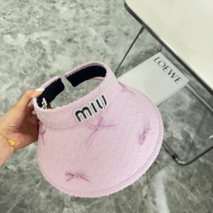 【AT1705】💛防塵バッグ付き 【MIUMIUミュウミュウ】2024夏新作バタフライリボンキュートサンハット 空底帽子🔅ユニークなデザイン、夏にぴったりの選択肢