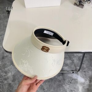 【AT1712】💛 ダストバッグ付き【CHANELシャネル】2024年夏の新作シャネルハット、ブランド品の出荷、超便利！合わせやすい！外出必須 アこの翻訳結果を示す余分なテキストは不要です。