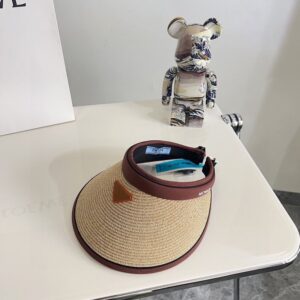 【AT1720】PRADA（プラダ）2024年の夏の新作、カラーブロックの高品質な編み込み素材のサンハットが登場しました。男女兼用で、日差しや紫外線からお肌を守ります。