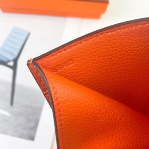 【AT1758】エルメスのベアンウォレットは、エプソムカーフスキンのミニ財布です。