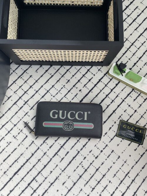 【AT1798】GUCCIカウンターの最新モデル📢📢は、羊革を使用して手觌感が柔らかいです。💞💞目立つシルクプリントとリボン🔶🔶シンプルなデザインで、素晴らしい仕上がり、実物撮影🎬